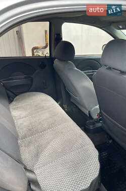 Седан Chevrolet Aveo 2005 в 