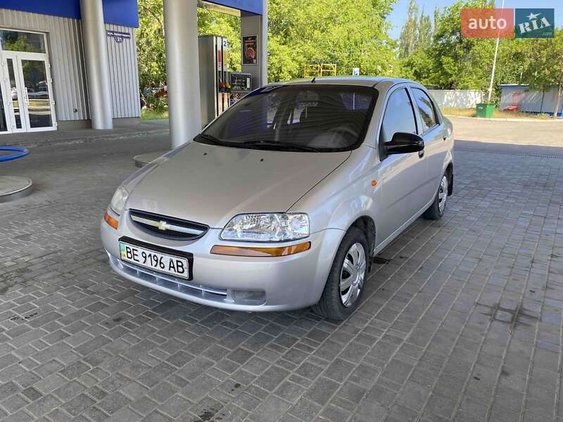 Седан Chevrolet Aveo 2005 в 
