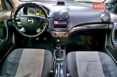 Седан Chevrolet Aveo 2006 в 