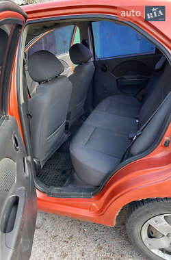 Седан Chevrolet Aveo 2006 в 