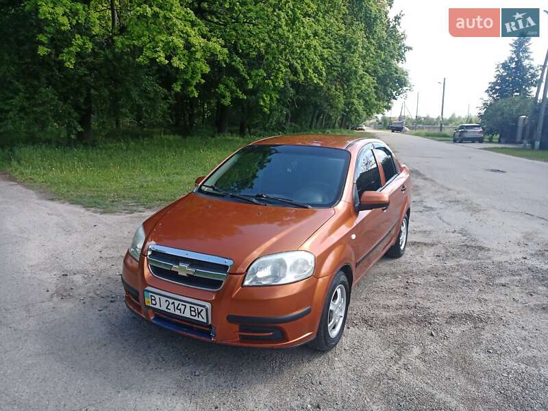 Седан Chevrolet Aveo 2006 в Полтаві