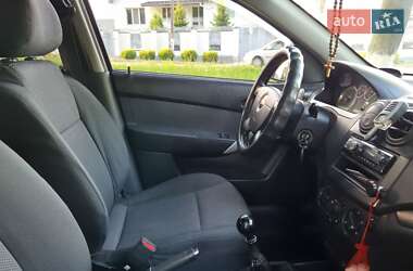 Седан Chevrolet Aveo 2011 в 