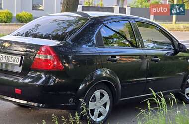 Седан Chevrolet Aveo 2011 в 