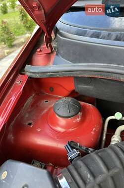 Хэтчбек Chevrolet Aveo 2006 в 