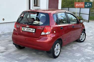 Хэтчбек Chevrolet Aveo 2006 в 