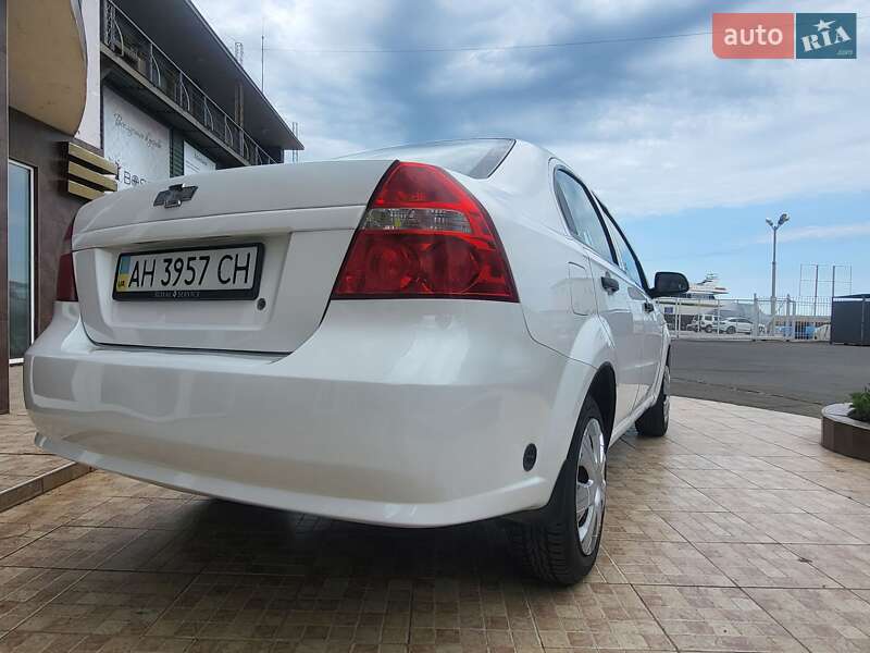 Седан Chevrolet Aveo 2007 в Одессе