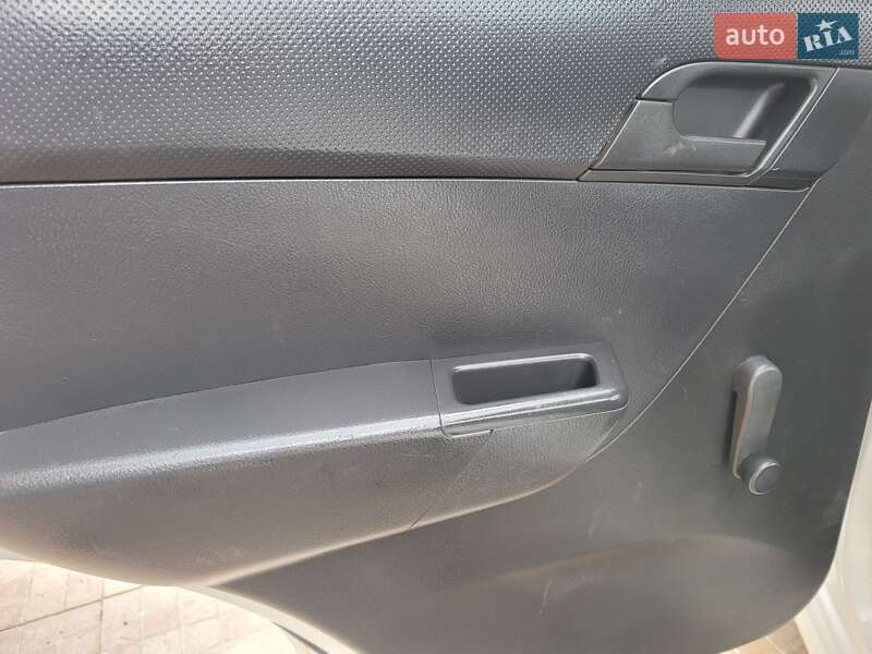 Седан Chevrolet Aveo 2007 в Одессе