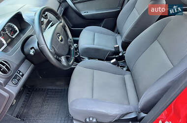 Седан Chevrolet Aveo 2006 в 