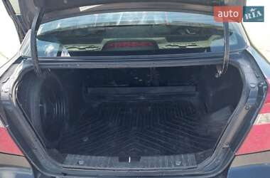 Седан Chevrolet Aveo 2006 в 