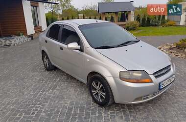 Седан Chevrolet Aveo 2005 в Львові