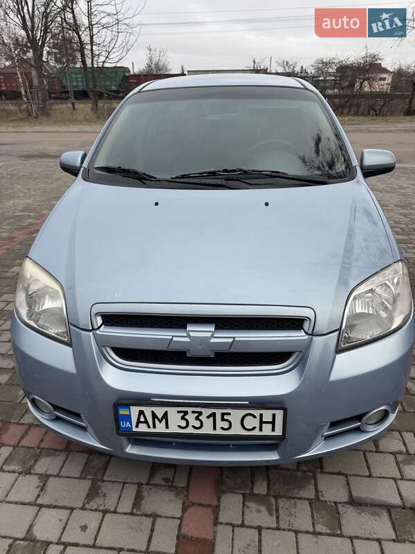 Седан Chevrolet Aveo 2008 в Олевську