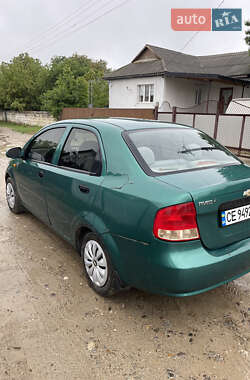 Седан Chevrolet Aveo 2004 в 