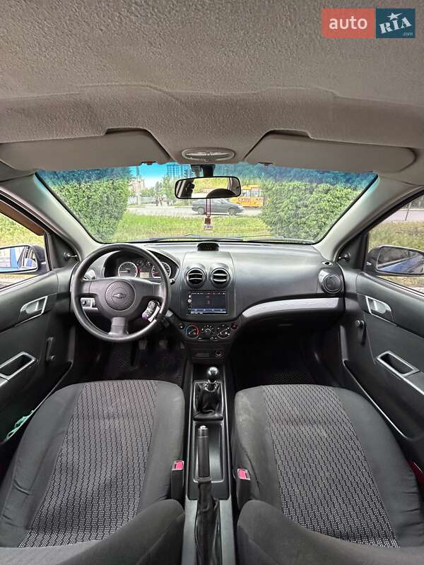 Седан Chevrolet Aveo 2006 в Сумах