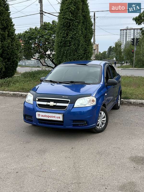 Седан Chevrolet Aveo 2006 в Сумах