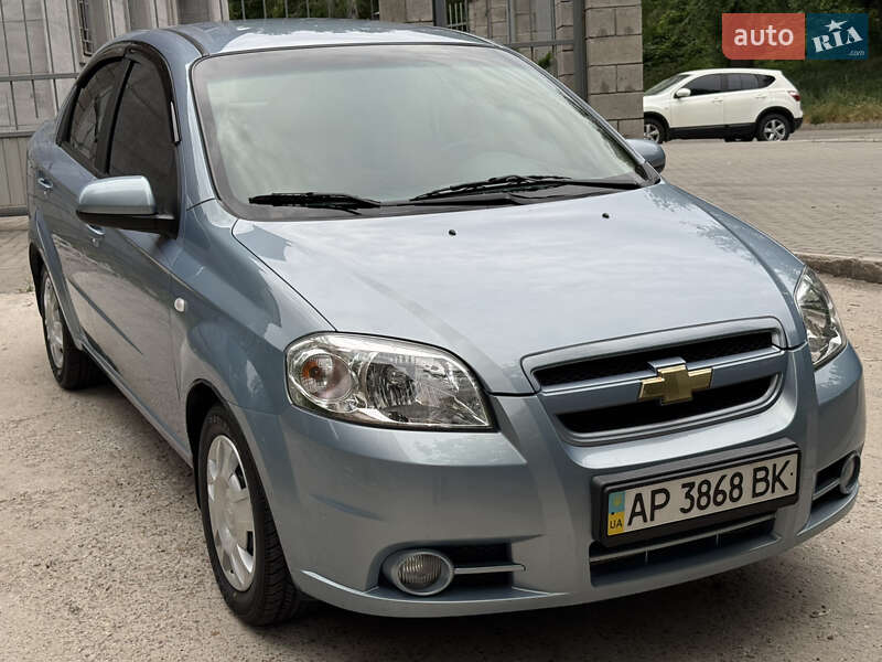 Седан Chevrolet Aveo 2008 в Запоріжжі