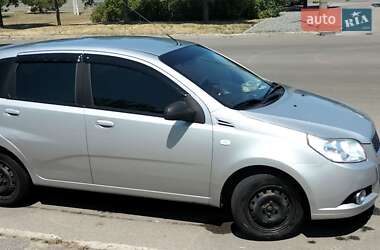 Хэтчбек Chevrolet Aveo 2008 в 
