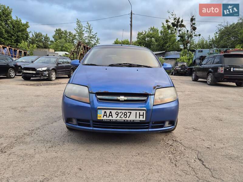 Хэтчбек Chevrolet Aveo 2007 в 