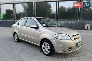 Седан Chevrolet Aveo 2008 в Ровно