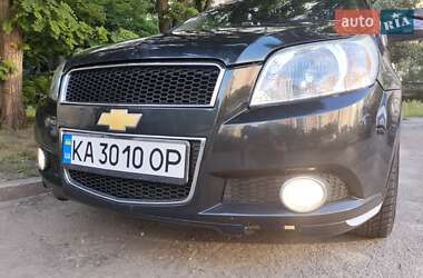 Хэтчбек Chevrolet Aveo 2008 в 