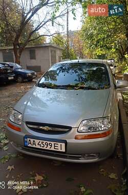 Седан Chevrolet Aveo 2005 в Києві