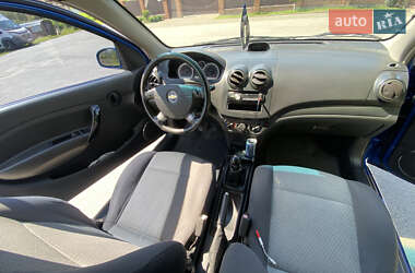 Хетчбек Chevrolet Aveo 2008 в 