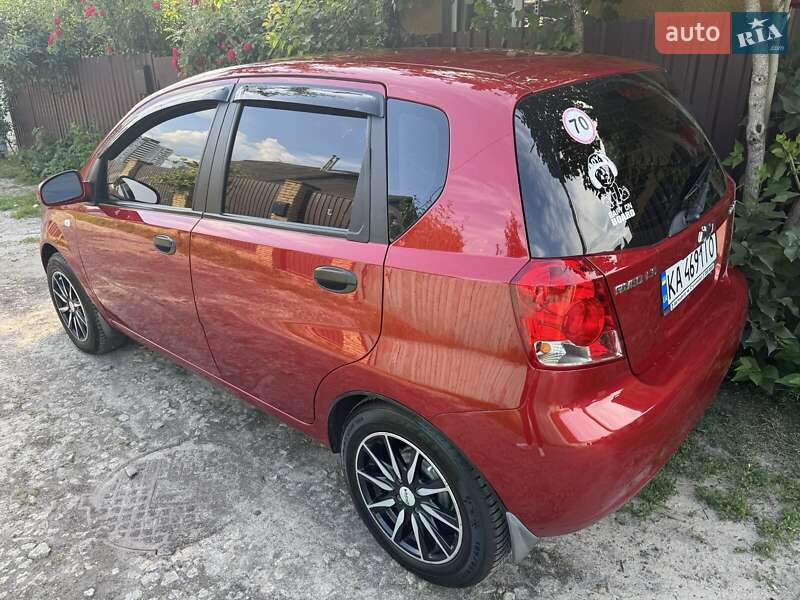 Хетчбек Chevrolet Aveo 2008 в Києві