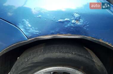 Хэтчбек Chevrolet Aveo 2005 в 