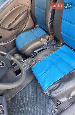 Хэтчбек Chevrolet Aveo 2008 в 