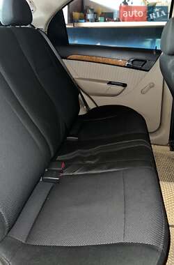 Седан Chevrolet Aveo 2008 в 