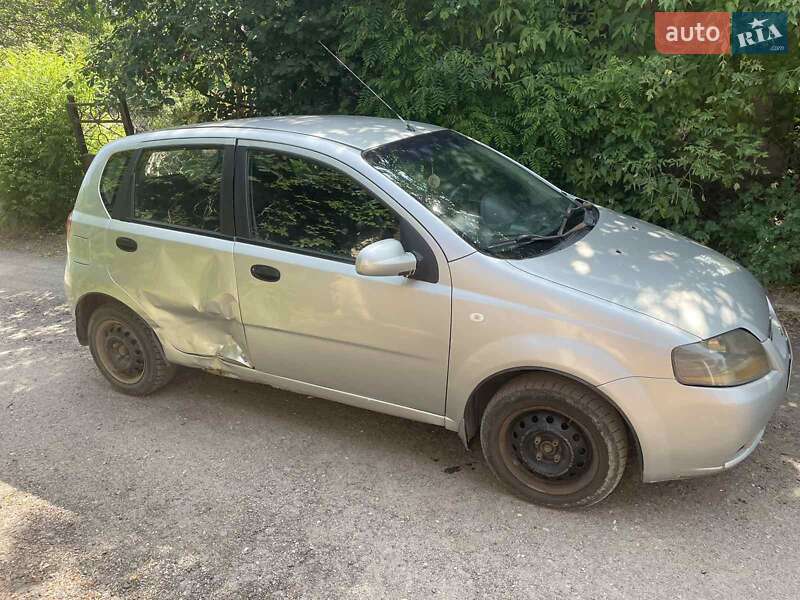 Хетчбек Chevrolet Aveo 2006 в Дніпрі