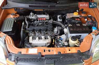 Седан Chevrolet Aveo 2006 в Полтаві