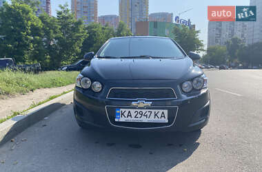 Хетчбек Chevrolet Aveo 2012 в Києві