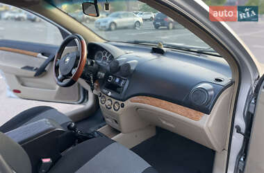 Седан Chevrolet Aveo 2008 в Києві