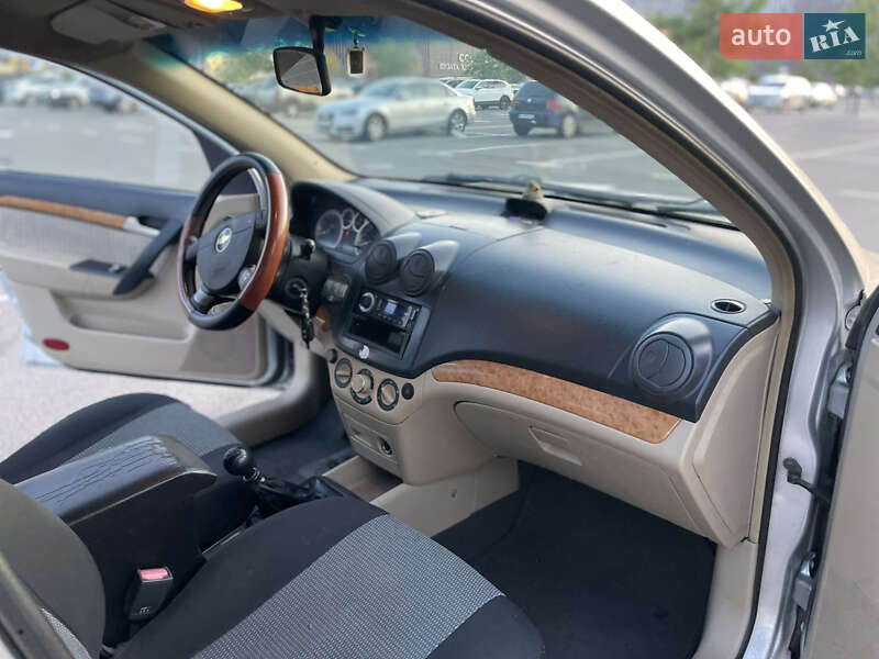 Седан Chevrolet Aveo 2008 в 
