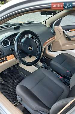 Седан Chevrolet Aveo 2008 в 