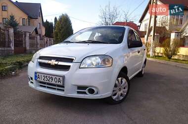 Седан Chevrolet Aveo 2008 в Киеве
