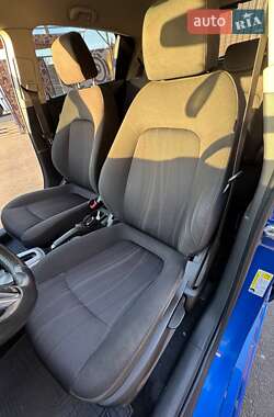 Хэтчбек Chevrolet Aveo 2012 в 
