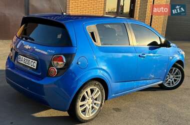 Хэтчбек Chevrolet Aveo 2012 в 