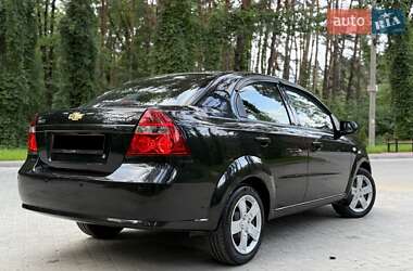 Седан Chevrolet Aveo 2011 в 