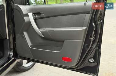 Седан Chevrolet Aveo 2011 в 