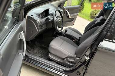 Седан Chevrolet Aveo 2011 в 