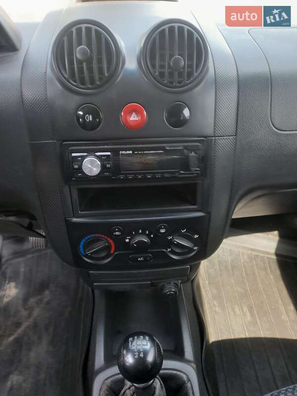 Седан Chevrolet Aveo 2005 в Ратным