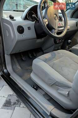 Седан Chevrolet Aveo 2005 в 