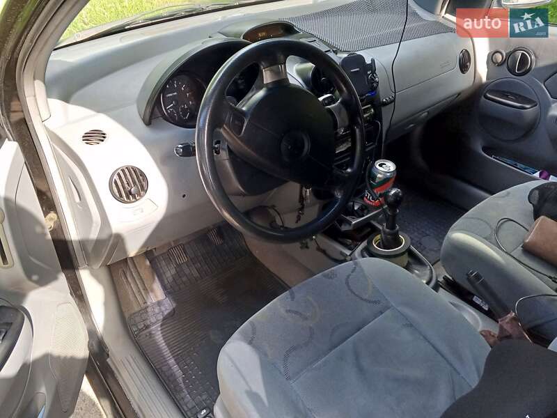 Хэтчбек Chevrolet Aveo 2004 в Житомире