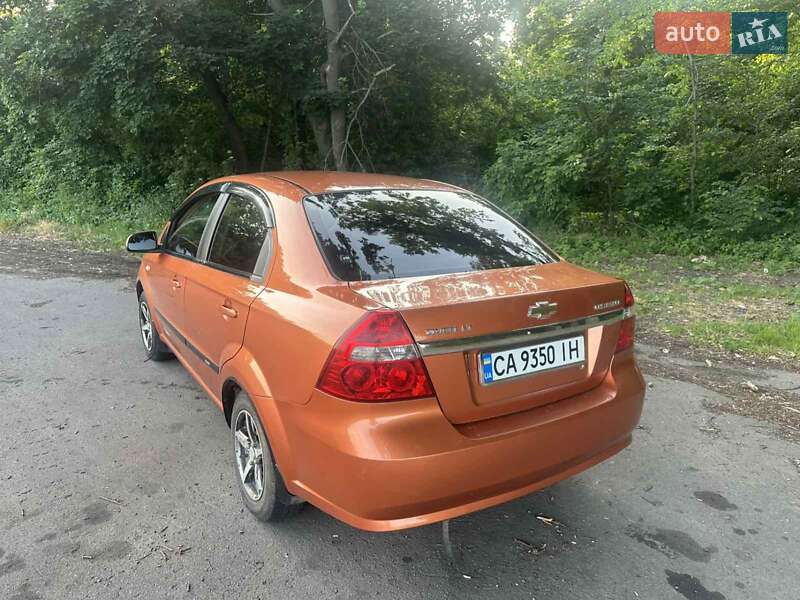 Седан Chevrolet Aveo 2008 в Катеринополе
