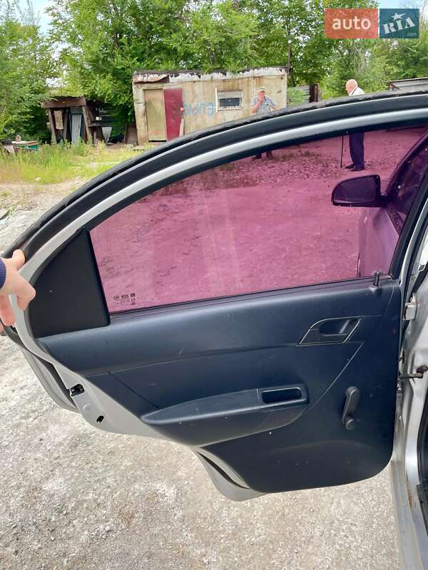 Седан Chevrolet Aveo 2008 в Кривому Розі