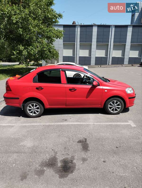 Седан Chevrolet Aveo 2006 в Каменском
