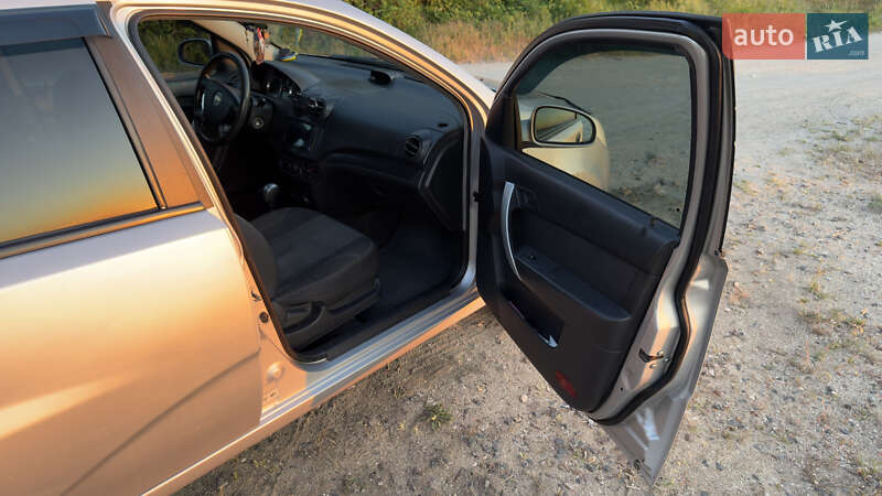 Хэтчбек Chevrolet Aveo 2008 в Николаеве