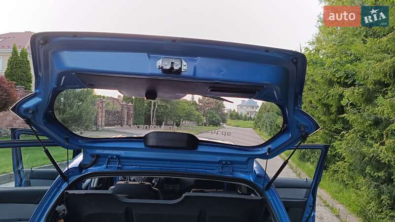 Хэтчбек Chevrolet Aveo 2008 в Ровно