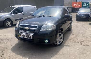 Седан Chevrolet Aveo 2011 в Києві
